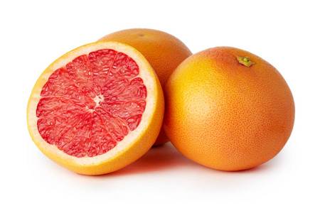 白色背景下分离的新鲜生柚柑橘x Paradisi