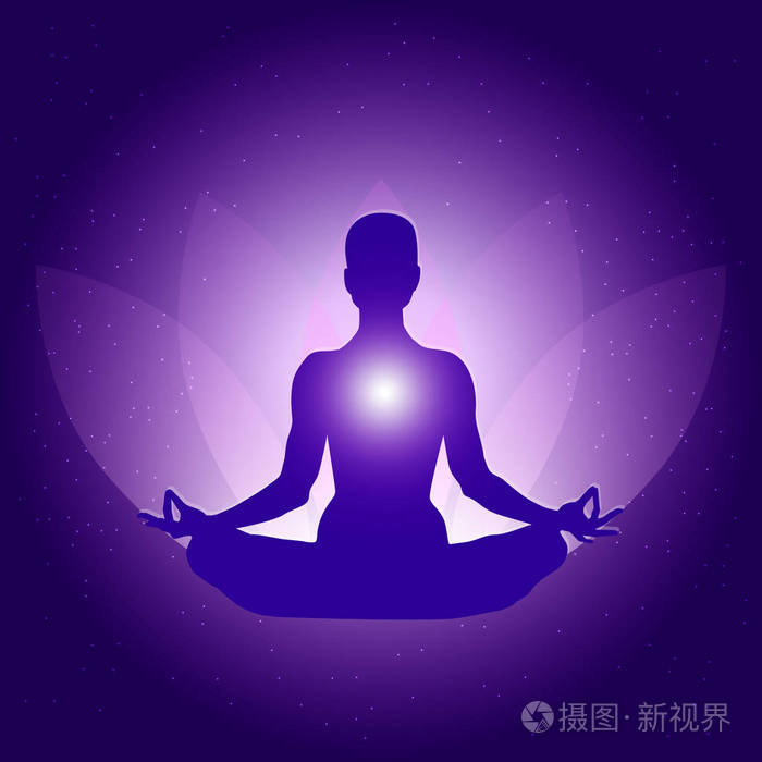瑜伽莲中人的轮廓在深蓝色紫色背景上,莲花和光.