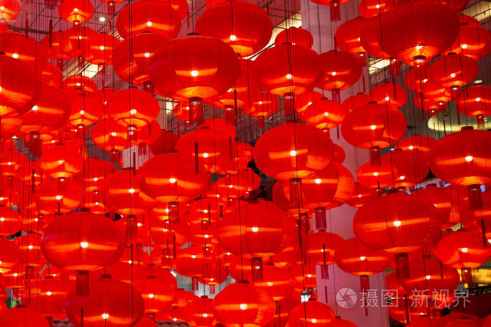 中国红灯笼作为新年的象征农历假日的概念快关门