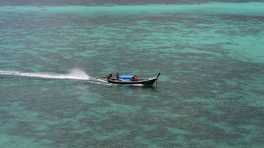 s how ordinary people live. Fishing boat in Thailand. Koh Lipe i