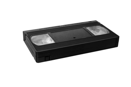 隔离在白色背景上的VHS录像带。