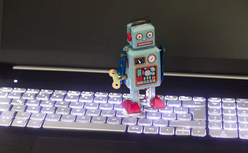 聊天机器人或社交机器人和算法笔记本电脑的符号
