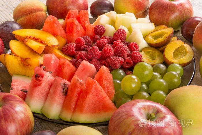 水果混合. 桃子葡萄,苹果,西瓜,瓜,覆盆子,李子.