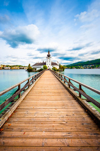 木桥到施洛斯奥特城堡在格蒙登, 奥地利