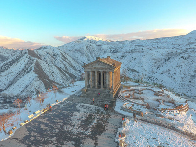 美丽的石榴寺在亚美尼亚冬天。