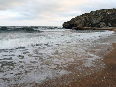 黑海的岩石海岸。