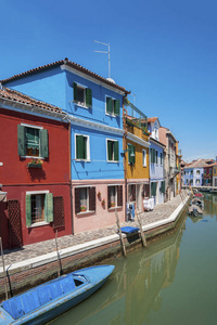 意大利布拉诺岛威尼斯五颜六色的住宅。