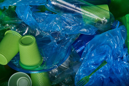塑料瓶一次性餐具和聚乙烯垃圾