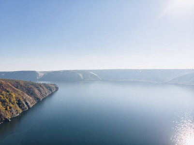 乌克兰巴科塔湾，风景优美，可俯瞰德涅斯特湖蓝水，晴天