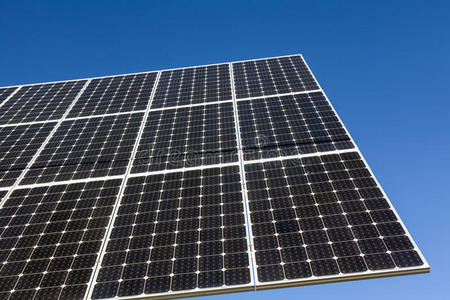 太阳能电池板图片
