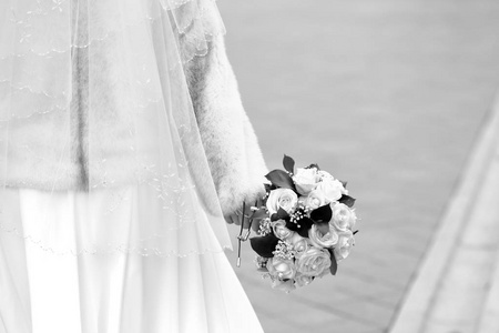 s hands. Wedding day. Black and white.