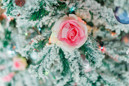 s decor. Christmas. Christmas tree decorated with a garland. Mul