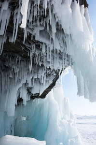 俄罗斯贝加尔湖冰柱景观