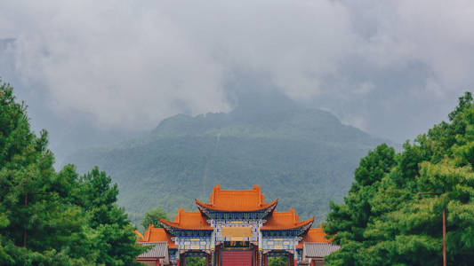 中国云南大理崇圣寺顶天立地的中国传统建筑观