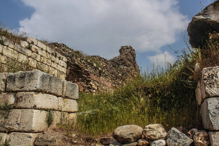 阿尔忒弥斯神庙，位于土耳其萨迪斯莱迪雅古城