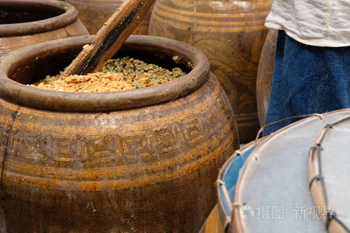葡萄酒渣酿醋后可做肥料吗_一斤葡萄能酿多少酒_醋里面有黑色的渣渣