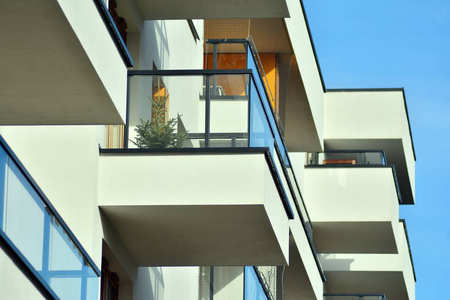 现代欧洲住宅公寓楼