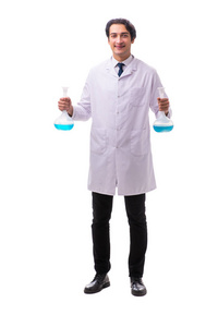 被隔绝的年轻化学家在白色背景图片