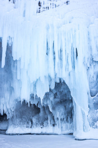 俄罗斯贝加尔湖冰柱景观