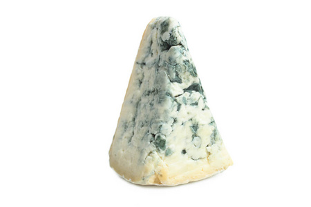 一块三角形的蓝色奶酪多蓝色隔离在白色上。