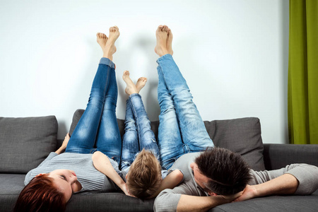 家庭热情的概念花时间在一起复制空间.照片