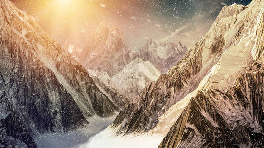 高山在戏剧性的日落天空下，大雪纷飞。 三维渲染插图。