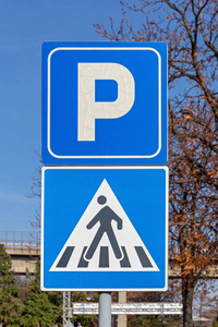 停车和行人过路交通标志
