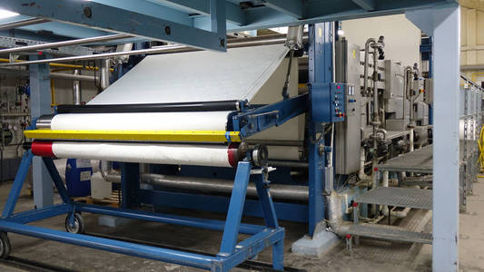 机弦棉纺厂的织布机.纺织品的生产照片