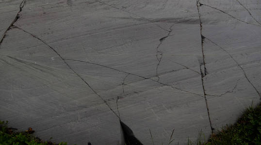 挪威芬兰马克阿尔塔海滨银行的孔玛文化的岩石学