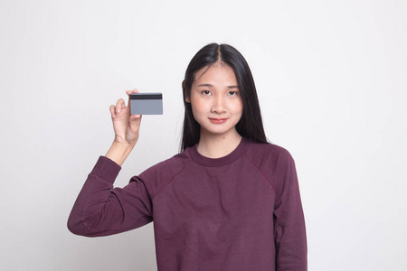 年轻的亚洲女人，白色背景的空白卡片