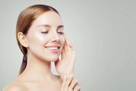 美丽健康的眼睛图片