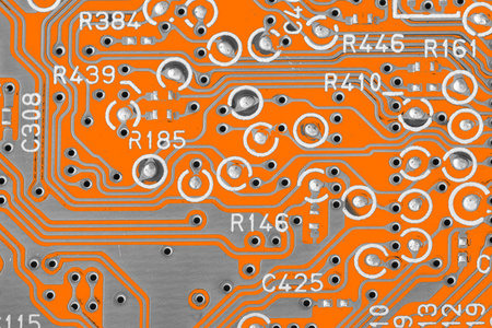 用处理器微芯片和其他元件闭合电子线路板，小深度景调图像
