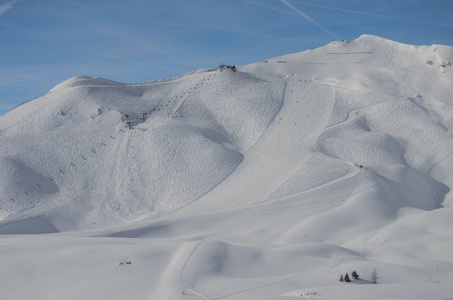 奥伯陶恩滑雪场令人惊叹的山景