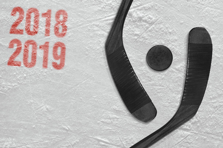 冰球场冰球配件2018年2019赛季。概念曲棍球壁纸