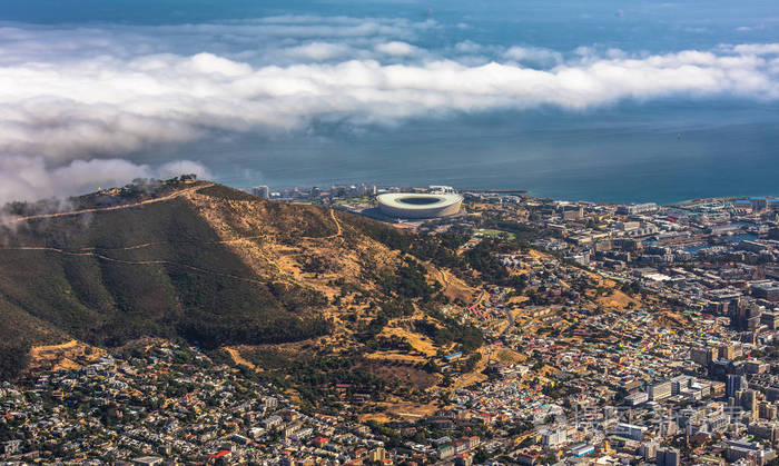 s head and signal hill from the top of table mountain