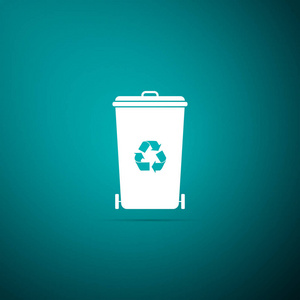 回收站与回收符号图标隔离在绿色背景。垃圾桶可以图标。垃圾桶标志。回收篮图标。扁平设计。矢量插图