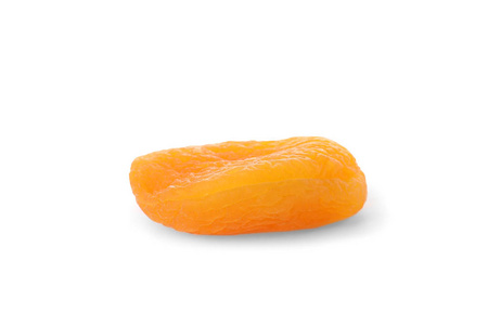 白色背景上美味的杏。 干果，健康食品