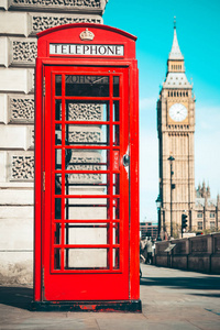 伦敦标志性电话亭