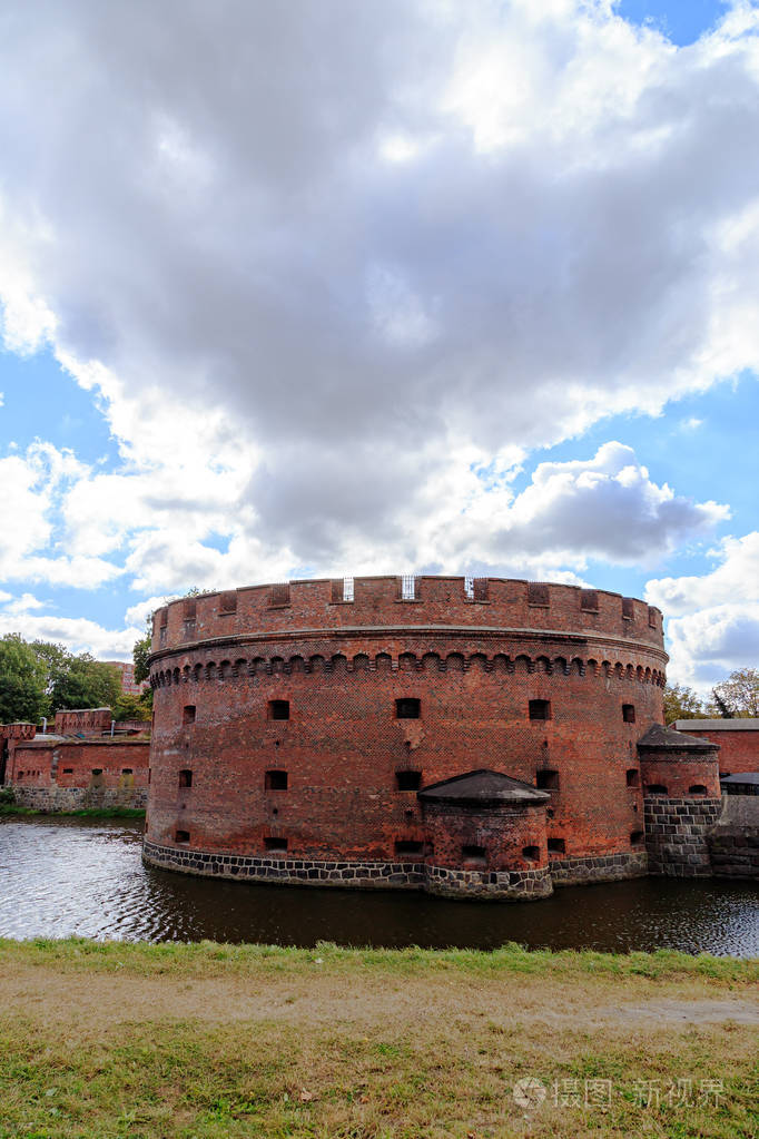 俄罗斯加里宁格勒堡垒塔可以追溯到十九世纪中叶位于维尔克尼湖岸边的