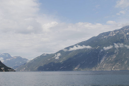 意大利北部嘉达湖景观