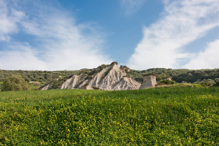 komolithi 地質学的現象