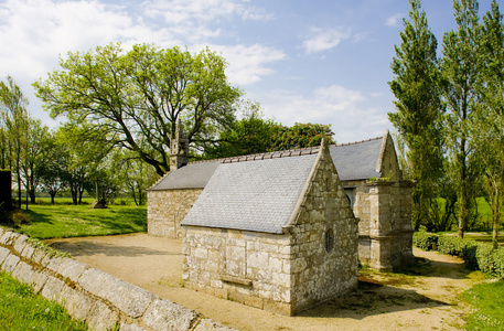 圣让巴蒂斯特  圣 vougay 附近的教堂