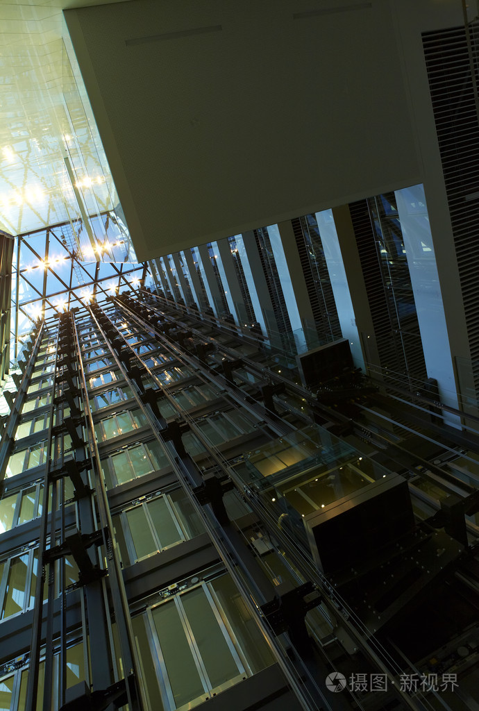 在商务风格的现代建筑结构照片-正版商用图片196d1m-摄图新视界