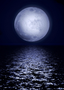 用水的全月球图像图片