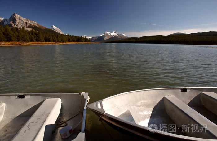 贾斯珀国家公园 maligne 湖上划船