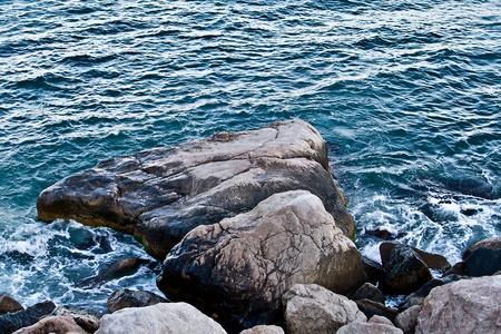 海洋海岸的石头