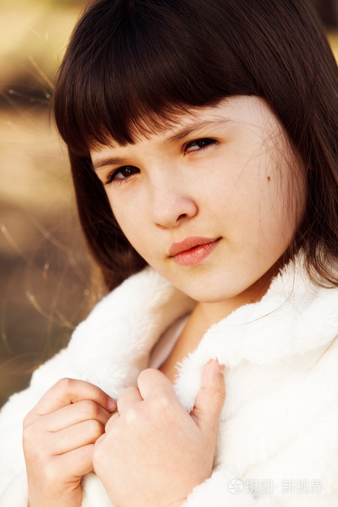 *5616px发票合同问题/查看作者其他作品查看更多>小妞儿;妞妞;小女子