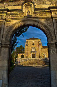 卡图加 格拉纳达 monastery