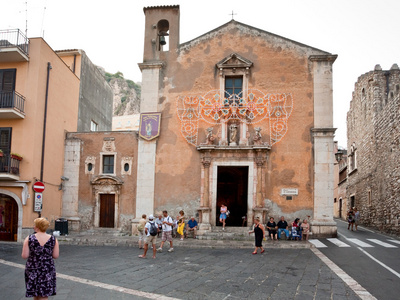 教会的圣凯瑟琳在陶尔米纳西西里