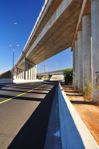 大桥高速公路